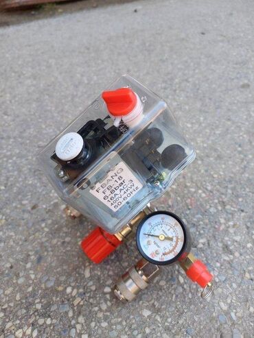 Ostali alati i mašine: Sklopka za kompresor komplet na lalafo.rs — 4 Ostali alati i mašine: Sklopka za kompresor komplet — 4