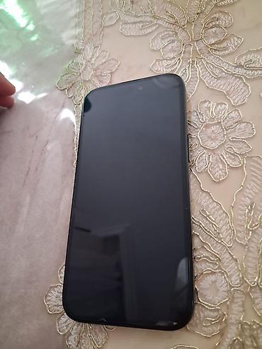 i̇pone xs: IPhone 15, Qara — 1