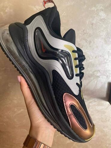 Women's Sneakers and athletic shoes: 42 — 25
