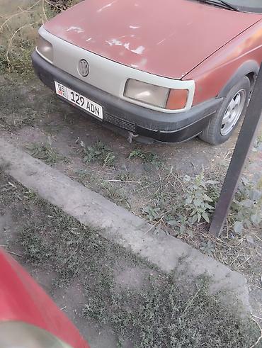 Унаа: Volkswagen Polo: 1989 г., 1.8 л, Кол менен иштөөчү, Бензин — 3