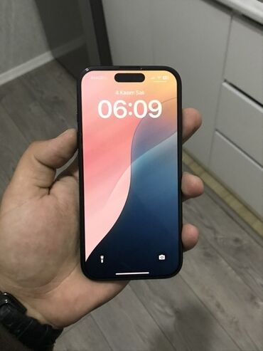 iphon: IPhone 16, 128 GB, Qara, Face ID