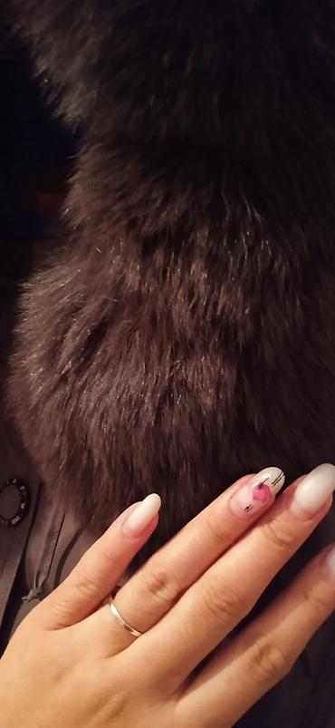 Пуховики и зимние куртки: Куртка пуховик женская обсолютно новая, натуралка размер — 3