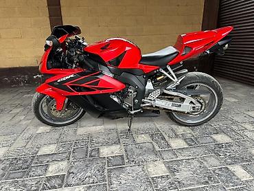 honda cb400: Продаю спортивный мотоцикл Honda CBR 1000 (Хонда CBR). 2005 года — 2