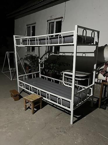 продам мебель б: Двухъярусная металлическая кровать - Прочная стальная рама, окраска — 1