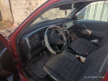 Volkswagen: Volkswagen Golf: 1993 г., 2 л, Механика, Бензин, Хэтчбэк — 9