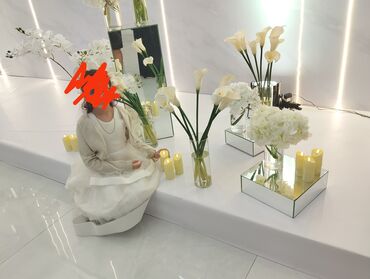 детские новогодние подарки: Платье на 5,6лет белого цвета хорошего качества