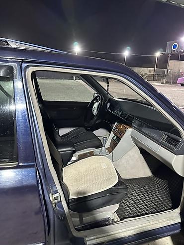 volkswagen golf v: Mercedes-Benz W124: 1994 г., 2 л, Механика, Бензин, Седан — 3