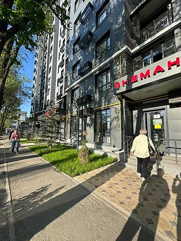 45: Сдаётся коммерческое помещение 15 м² (первая линия) 📍 г. Бишкек, ул — 3