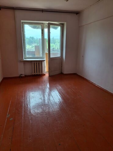 аламидин 1 квартира продажа: 3 комнаты, 81 м², Индивидуалка, 4 этаж, Старый ремонт