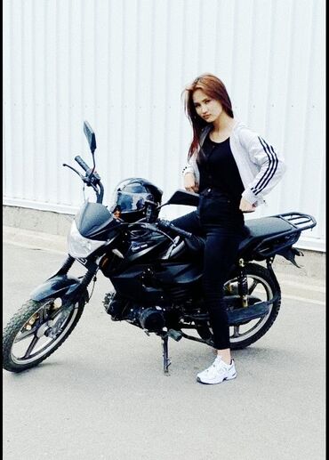 мото щлем: Классический мотоцикл Honda, 125 куб. см, Бензин, Взрослый, Б/у