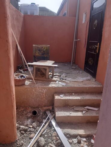 Həyət evləri və villaların satışı: 2 otaqlı, 45 kv. m, Yeni təmirli