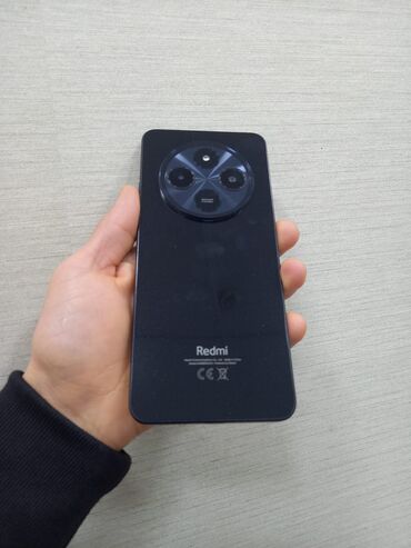 Digər mobil telefonlar: Satılır: 3 ədəd smartfon (şəkillərdə) 1) Apple iPhone (qara rəng) - — 4