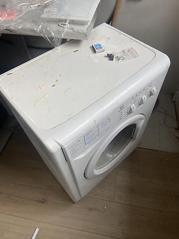 stand: Не работает Стиральная машина Indesit WISL 103 - Тип: фронтальная — 2