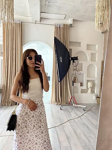 Юбки: Юбка миди с разрезом сбоку От 300 сом, оптом 250 сом в наличии 350 шт — 27