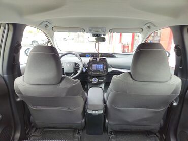электронный машине: Toyota Prius: 2016 г., 1.8 л, Вариатор, Гибрид, Хетчбек