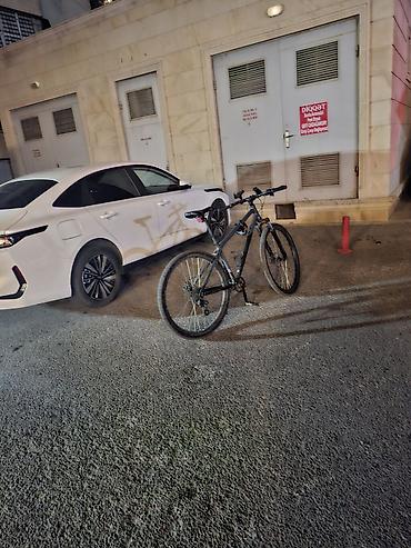 Velosipedlər: Şəhər və yüngül off-road üçün universal velosiped Gündəlik işə-gücə — 2