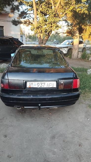 w211 5 5: Audi 80: 1992 г., 2 л, Механика, Бензин, Седан — 5