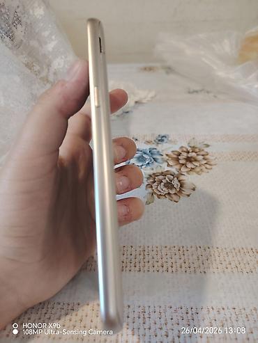 iphone 17 pro maz: Samsung 16 GB, rəng - Qızılı, İki sim kartlı — 3