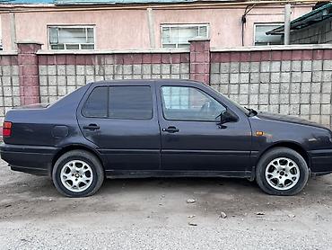 бензобак на жигули: Volkswagen Vento: 1993 г., 1.8 л, Механика, Газ, Седан — 2