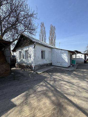 Продажа коттеджей и домов: ✨Продаётся дом в с. Сокулук✨ 🏡Характеристики: • Участок - 15 соток • at lalafo.kg — 1 Продажа коттеджей и домов: ✨Продаётся дом в с. Сокулук✨ 🏡Характеристики: • Участок - 15 соток • — 1