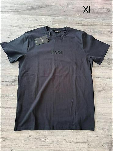 north face kacket: Muska majica
Velicine na slikama 
2400 din⚜️
L — 6