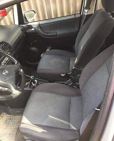 sa staklom: OPEL ZAFIRA 1.6 - KOMPLETAN AUTO U DELOVIMA | 1.6 16V Z16XE MOTOR — 3