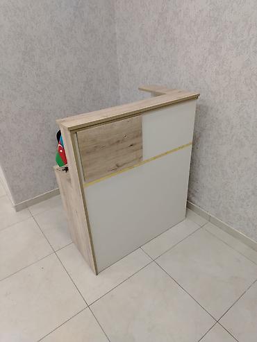 ofis əşyaları: Resepsion masası / qarşılayıcı stend - Dizayn: Açıq palıd teksturalı — 1