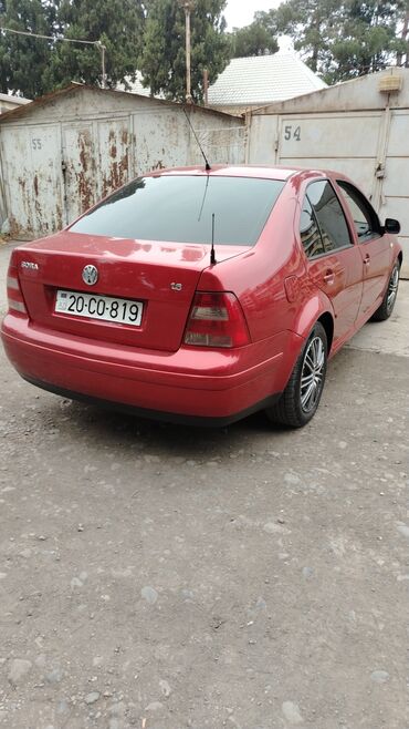 Volkswagen: Volkswagen Bora: 1.6 l | 1999 il Sedan — 6