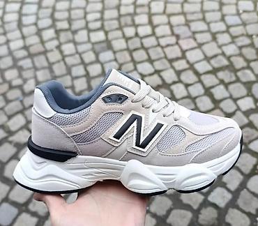 boho: New Balance patike – lifestyle/athleisure silueta sa masivnim đonom - — 2
