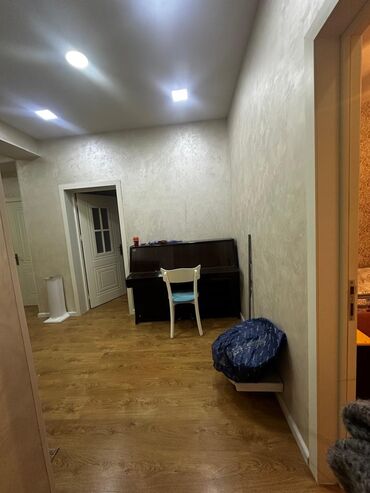 Uzunmüddətli kirayə mənzillər: Salam ev Xanimlara ve Aileli sexslere verilir. Her bir seraiti var 4 — 10