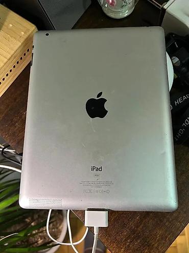 Apple: Apple iPad (bela/ crna maska) sa 30‑pin konektorom za punjenje. - — 5