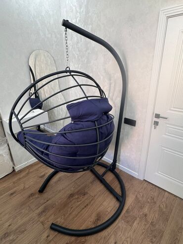 Qamaklar: Asma yellencək kreslo Yenidir, istifadə olunmayıb.Ölçüləri evimə uyğun — 12