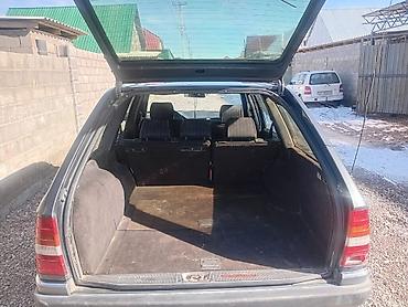 Mercedes-Benz: Mercedes-Benz W124: 1993 г., 2 л, Механика, Универсал — 13