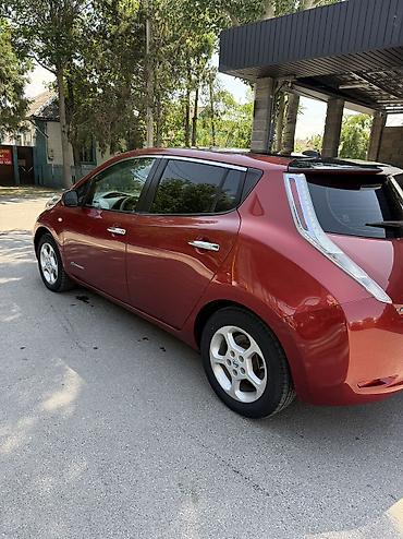 range rover 2022: Nissan Leaf: 2013 г., Робот, Электромобиль, Хэтчбэк — 5
