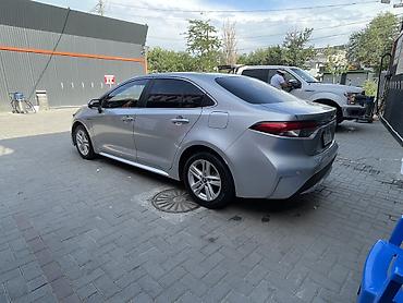 на corolla: Toyota Corolla: 2020 г., 1.8 л, Вариатор, Гибрид, Седан — 2