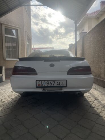 Toyota: Toyota Corona: 1995 г., 2 л, Автомат, Бензин, Седан