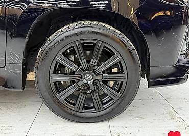 обмен шин: Lexus LX: 2020 г., Автомат, Бензин, Внедорожник — 4