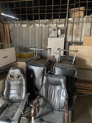 Игровые кресла: Игровое кресло, Б/у, Без колесиков, цвет - Черный, Экокожа — 12