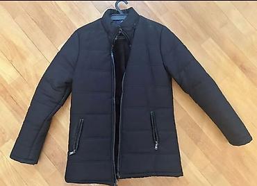 Qışlıq kişi gödəkçəsi - Rəng: qara - Stil: sadə və minimal dizayn lalafo.az -da Qışlıq kişi gödəkçəsi - Rəng: qara - Stil: sadə və minimal dizayn
