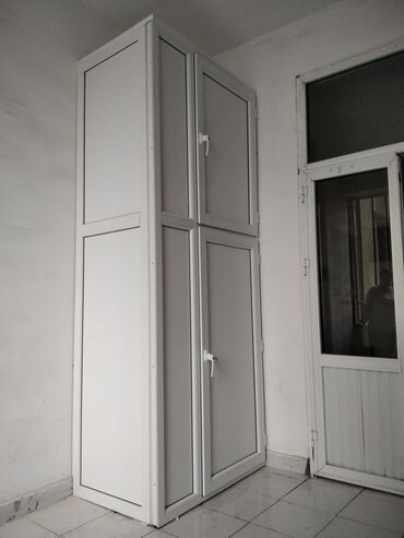 Paltar tikişi: Plastik şkaf. Sifarişlə plastik şkaflar, rəflərdə də tikirik. Balkon
