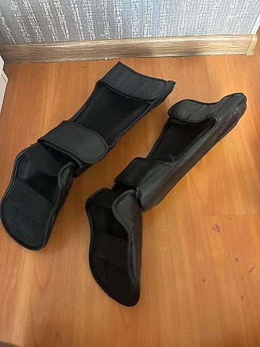 moto usta: Venum döyüş idmanları üçün ayaqüstü qoruyucu (shin guard + instep) - — 1