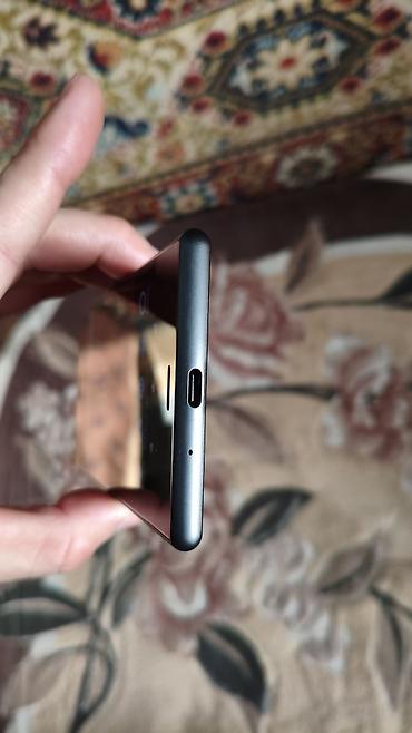 Sony: Sony Xperia Xz1, Б/у, 64 ГБ, цвет - Черный, 1 SIM — 4