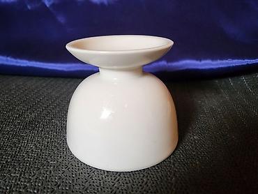 Sveće i svećnjaci: Svecnjak nov 1945 do 1962g KPM porcelan Berlin. Nov porcelanski — 6