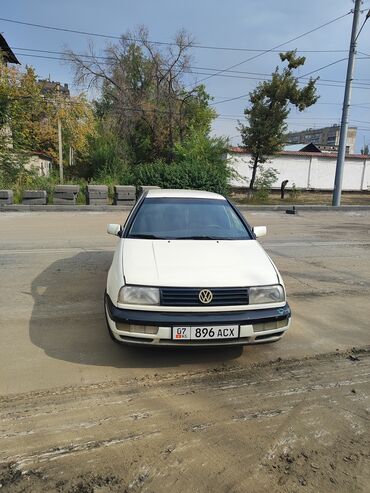 фольксваген вент: Volkswagen Vento: 1998 г., 1.8 л, Механика, Бензин, Седан