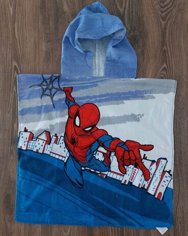 Ostale dečije stvari: Pončo peškir 
Cena: 1499 dinara
60*60 cm — 21