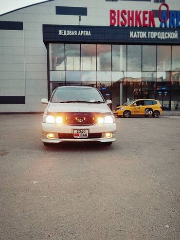 трейлер кемпер: Toyota Gaia: 2002 г., 2 л, Автомат, Бензин, Минивэн