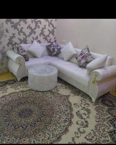 Sifarişlə divanlar: Bazasız, Açılmayan — 4