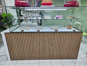 Digər biznes avadanlığı: 2 eded quru vitrin 2.10 (1) Qiymet 600 azn.(1) Unvan Şüvəlan — 1