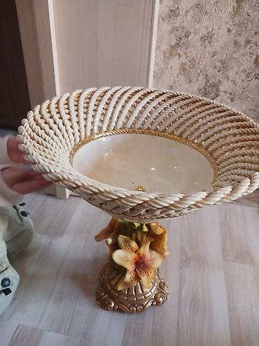 goyercin yemi: Farfor.meyvə qabı.39 cm.diametri 33sm farfor hörüklü — 1