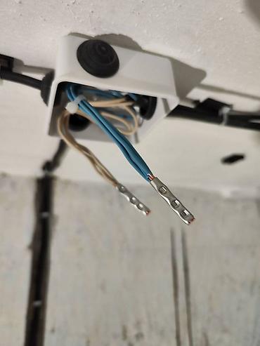 Электрики: Электрик | Установка счетчиков, Демонтаж электроприборов, Монтаж выключателей Больше 6 лет опыта at lalafo.kg — 8 Электрики: Электрик | Установка счетчиков, Демонтаж электроприборов, Монтаж выключателей Больше 6 лет опыта — 8